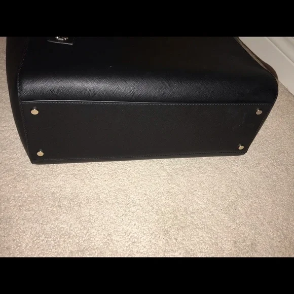 Kate Spade ♠️ tote. - Picture 5 of 6